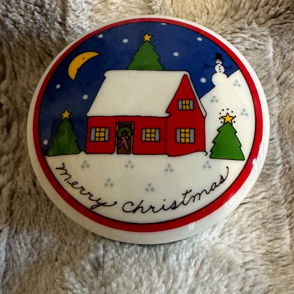 Vintage 1985 Lillian Vernon Ceramic Merry Christmas Trinket Jewelry Box